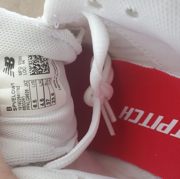 New balance fastpitch - Picture 6 of 6